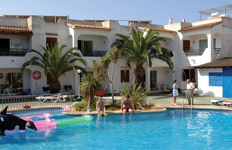 HOTEL APTS. FIESTA BEACH SA COMA (MALLORCA) 3* (Spain) | BOOKED